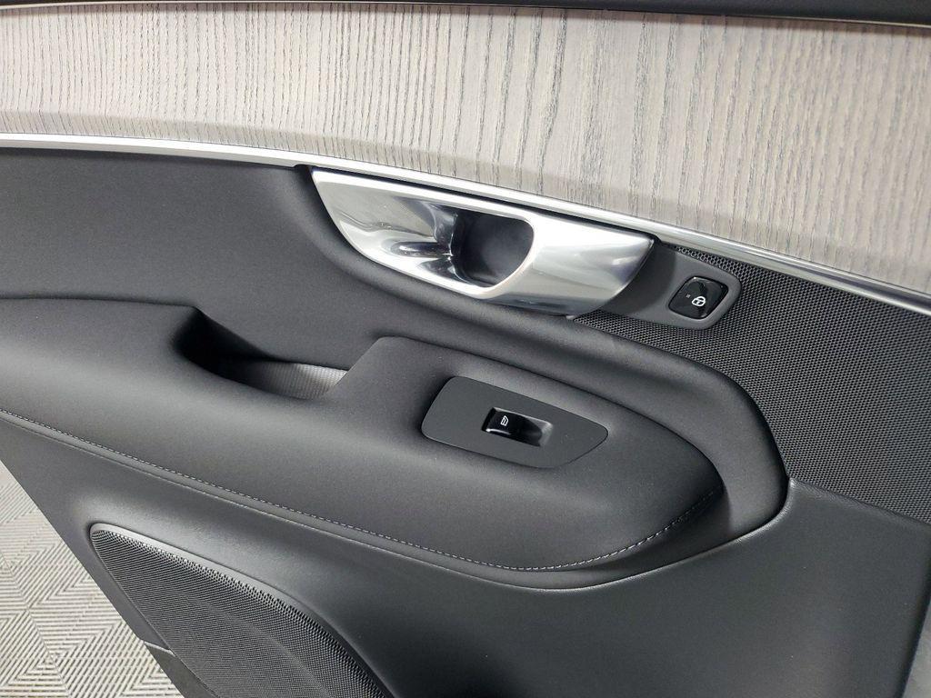 new 2025 Volvo XC90 Plug-In Hybrid car, priced at $73,165
