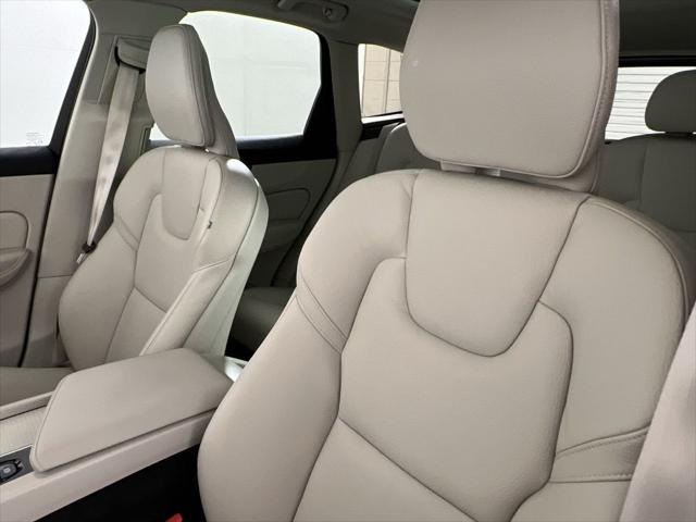 used 2023 Volvo XC60 car, priced at $35,900