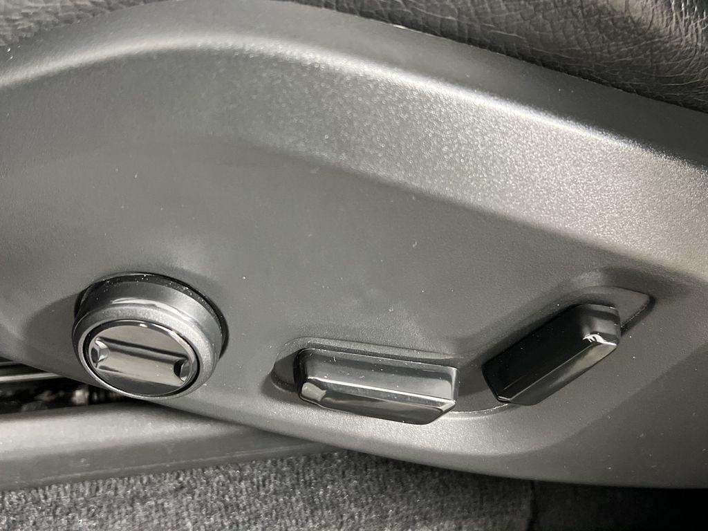 used 2021 Volvo XC90 car, priced at $32,407