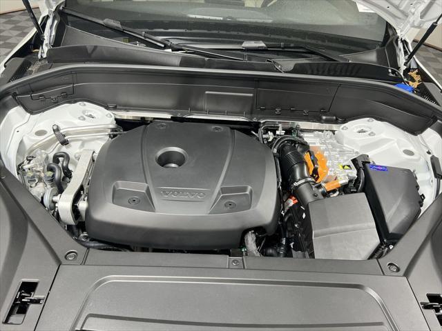 new 2025 Volvo XC90 Plug-In Hybrid car, priced at $76,805