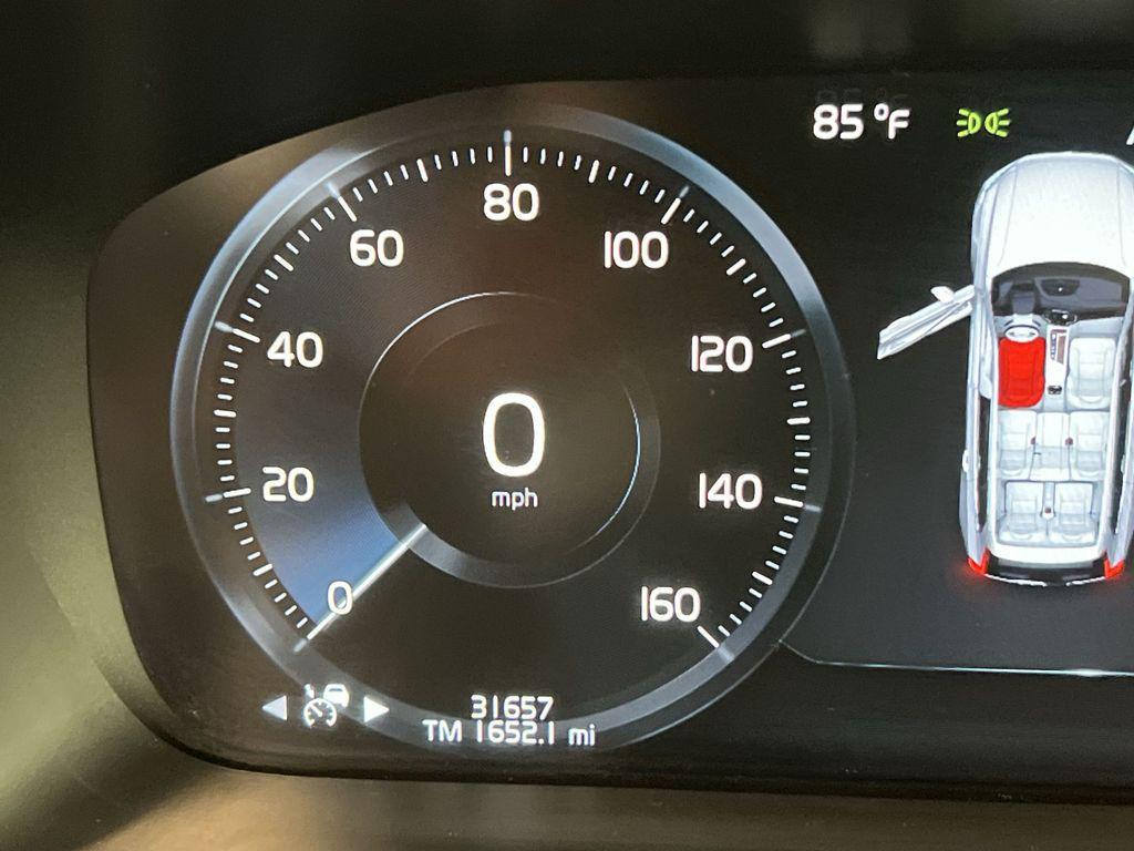 used 2022 Volvo XC90 car, priced at $35,664