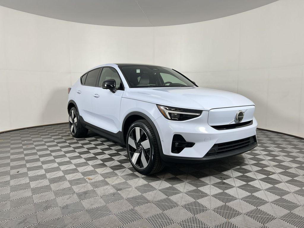 used 2024 Volvo C40 Recharge Pure Electric car, priced at $39,900