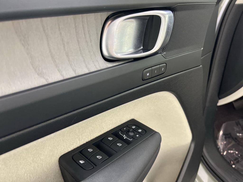 used 2024 Volvo XC40 car, priced at $34,917