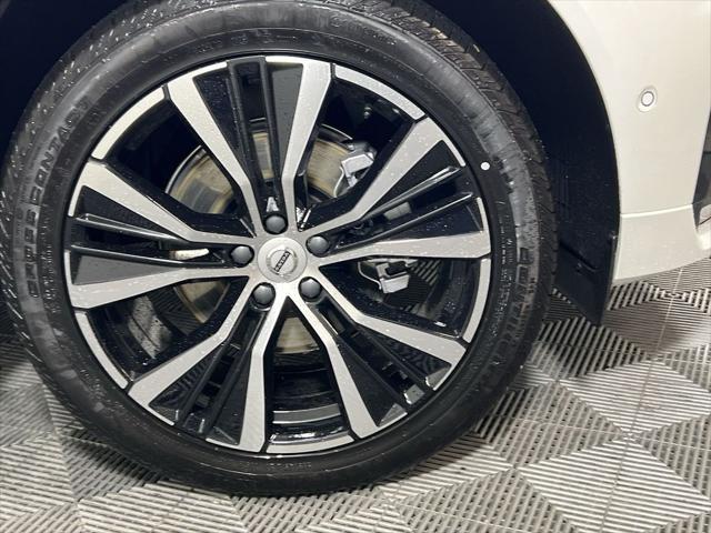 new 2025 Volvo XC60 car, priced at $55,360