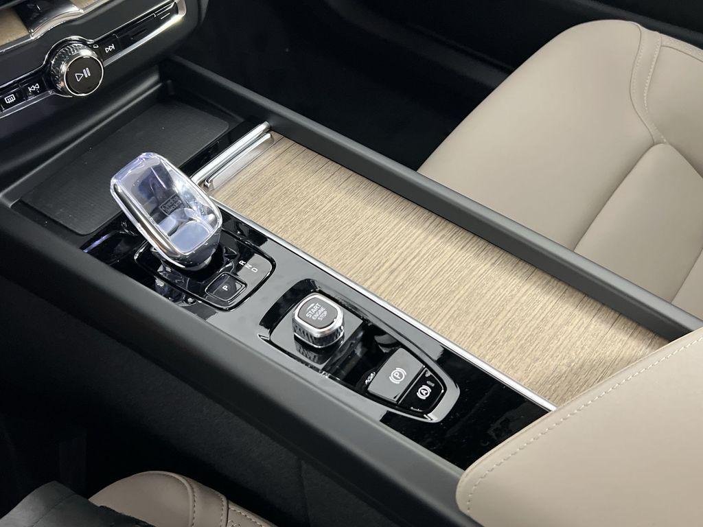 new 2026 Volvo XC60 car