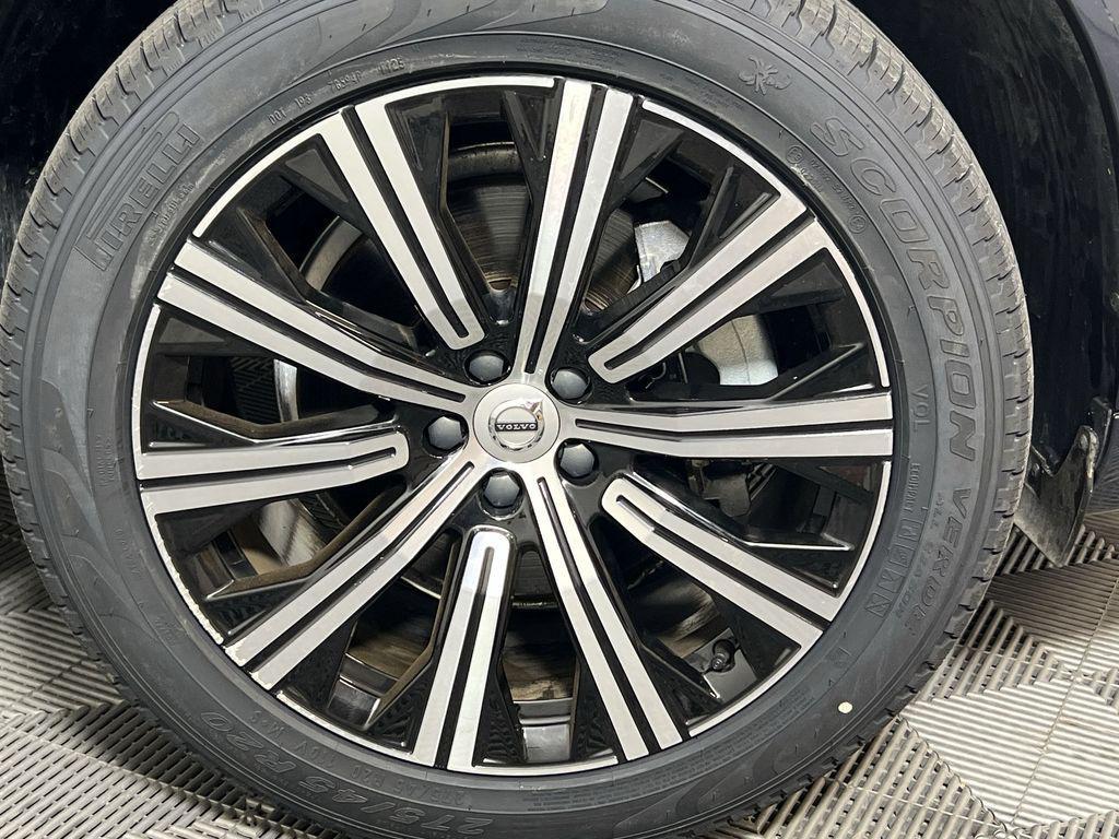 used 2024 Volvo XC90 car, priced at $39,861