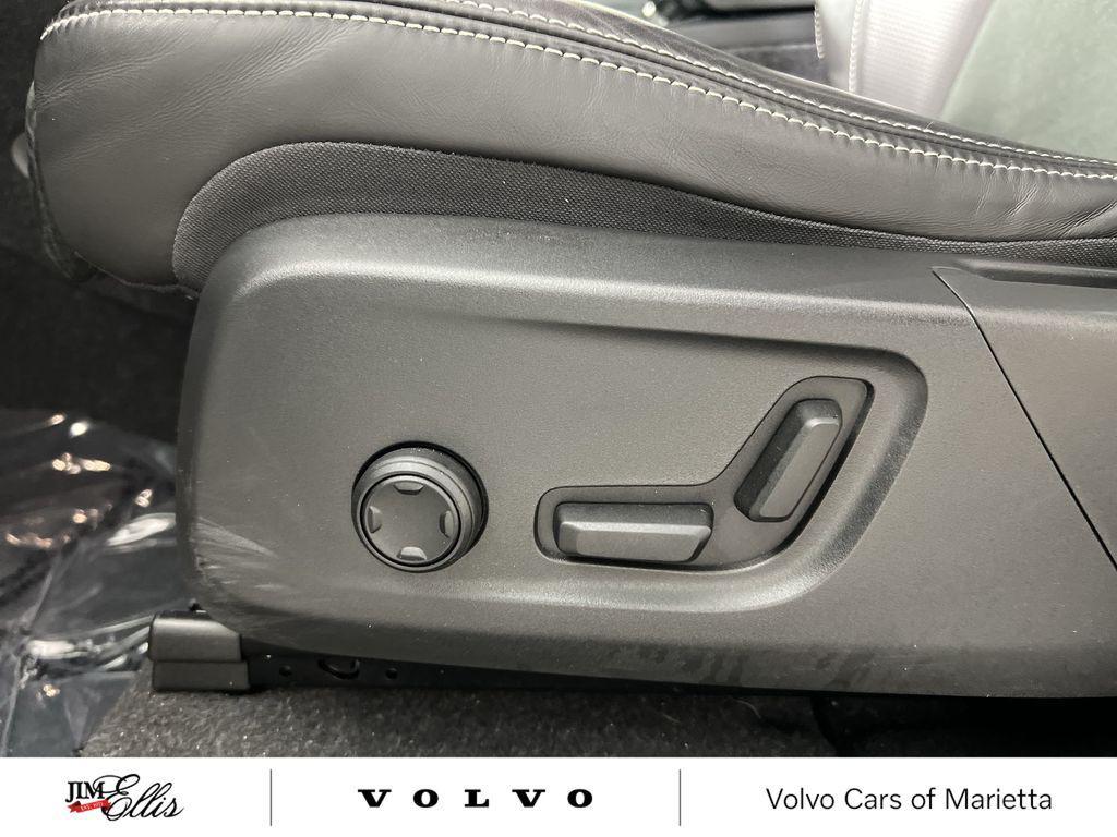 used 2021 Volvo XC40 Recharge Pure Electric car, priced at $25,230