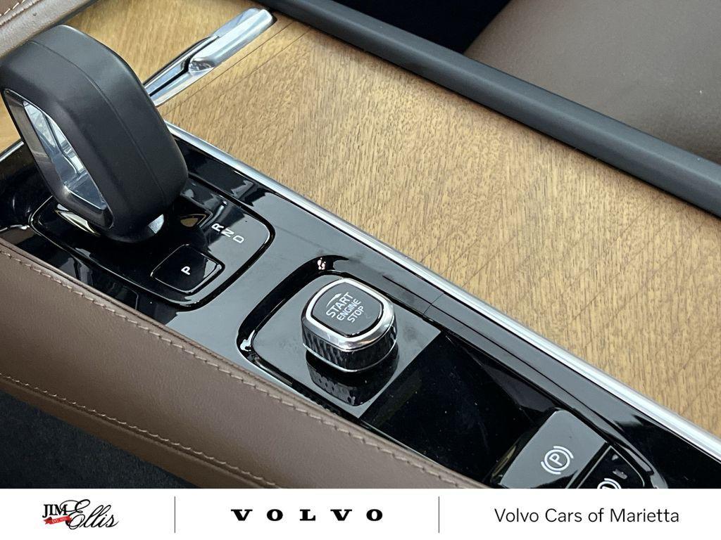 used 2024 Volvo XC90 Recharge Plug-In Hybrid car, priced at $46,468