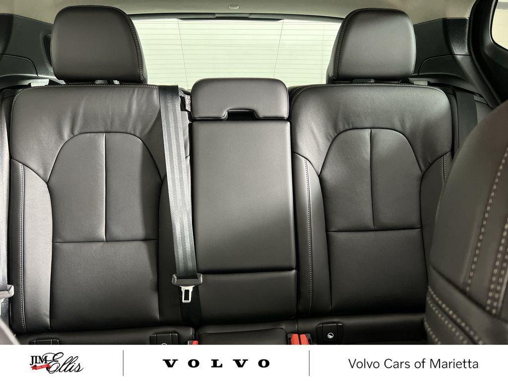 new 2026 Volvo XC40 car