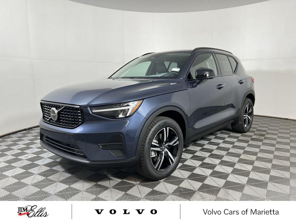 new 2026 Volvo XC40 car