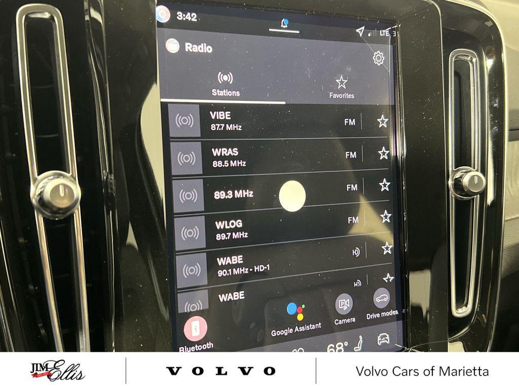 new 2026 Volvo XC40 car