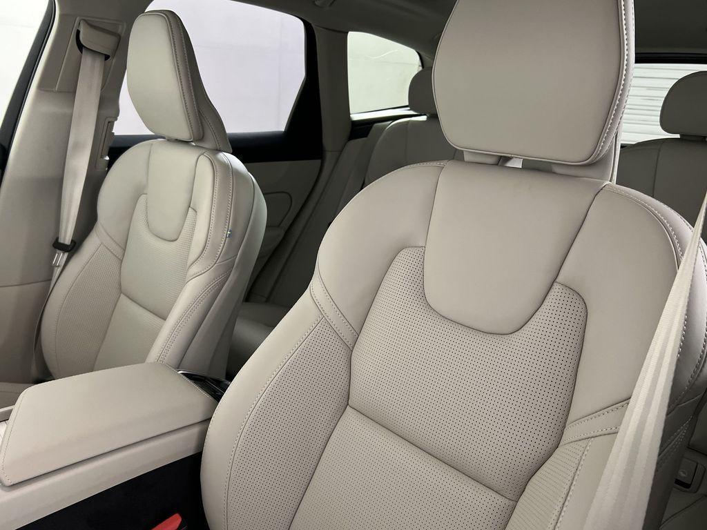 new 2026 Volvo XC60 car