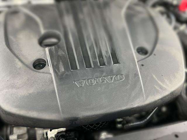 used 2022 Volvo XC60 car, priced at $39,500