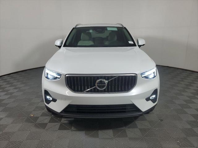 new 2025 Volvo XC40 car, priced at $51,145