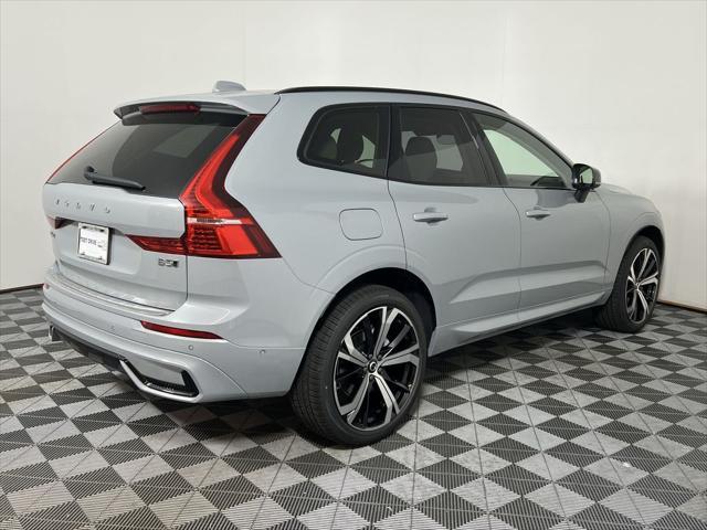 new 2025 Volvo XC60 car, priced at $60,660