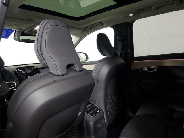new 2025 Volvo XC90 Plug-In Hybrid car, priced at $76,805