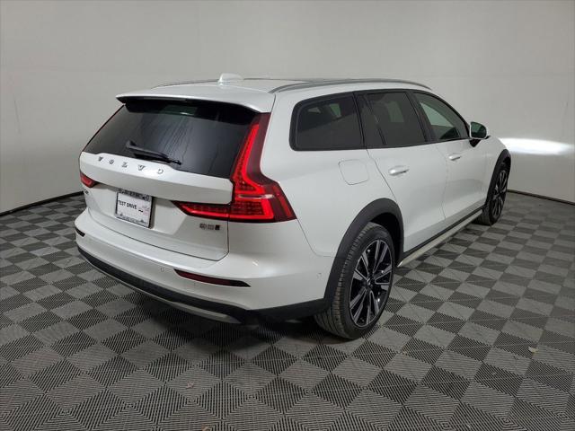 used 2023 Volvo V60 Cross Country car, priced at $46,900