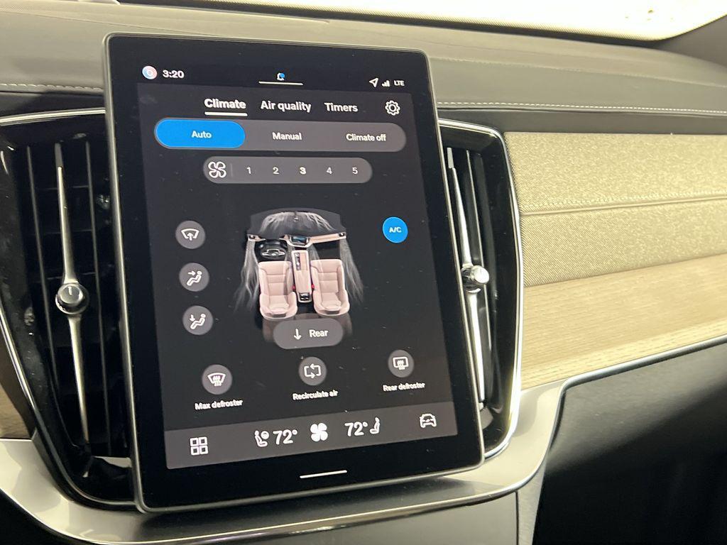 new 2026 Volvo XC90 Plug-In Hybrid car