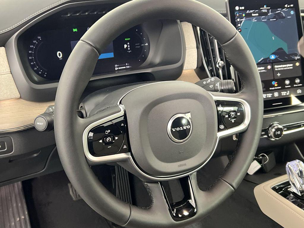 new 2026 Volvo XC90 Plug-In Hybrid car