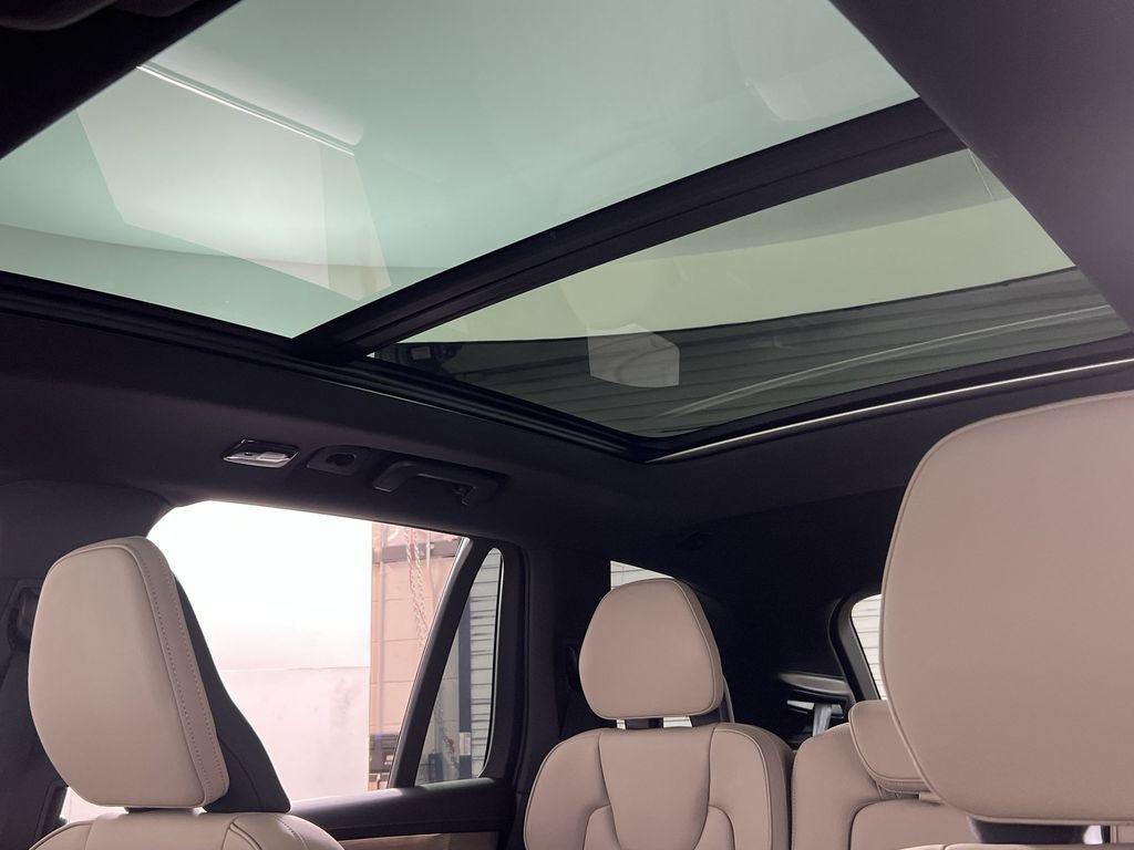new 2026 Volvo XC90 car, priced at $71,825