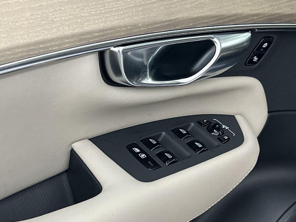 new 2026 Volvo XC90 car, priced at $71,825