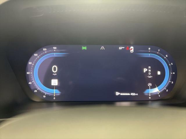 new 2025 Volvo XC40 car, priced at $50,795