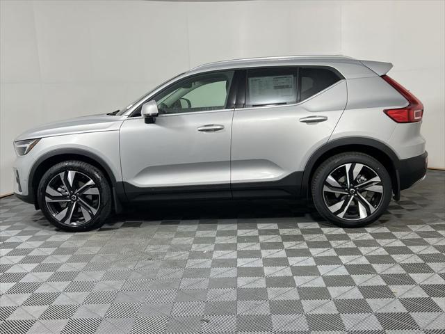 new 2025 Volvo XC40 car, priced at $50,795