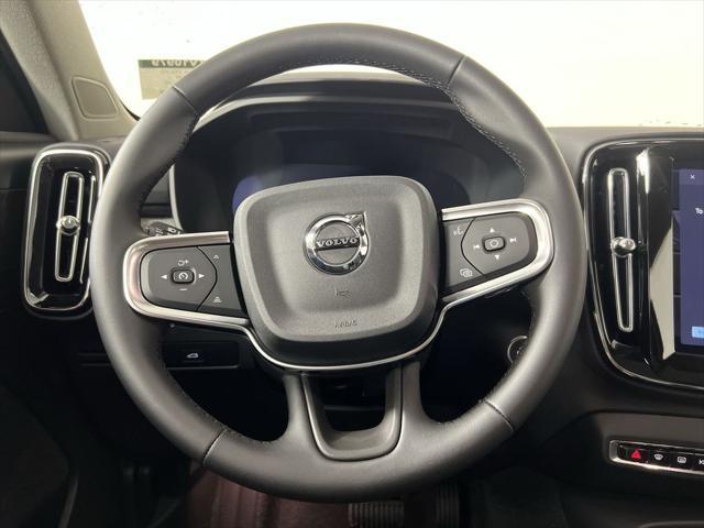 new 2025 Volvo XC40 car, priced at $50,795