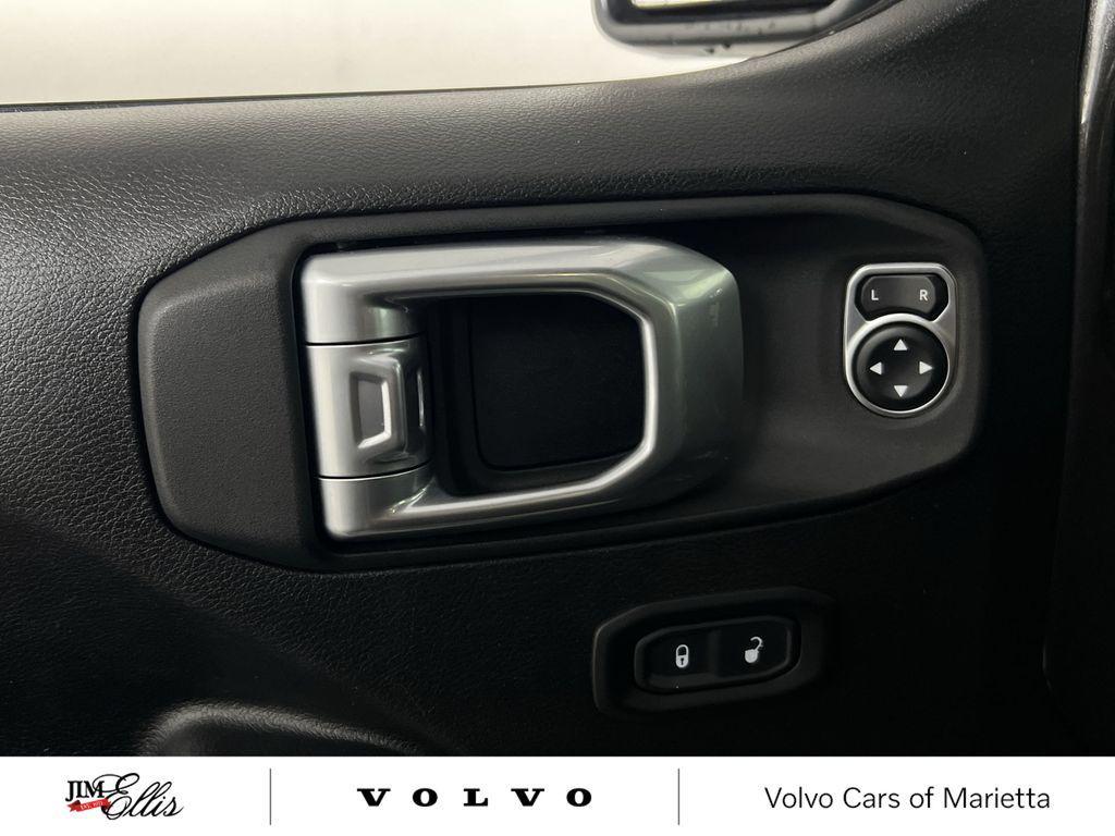 used 2021 Jeep Wrangler Unlimited car, priced at $28,483