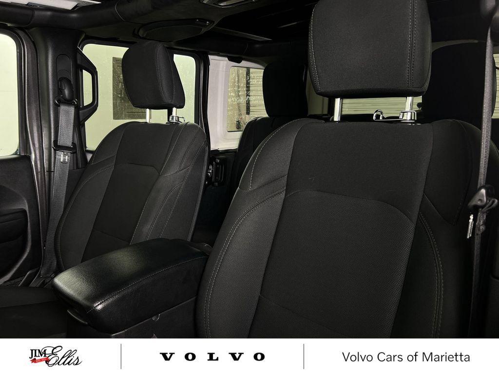 used 2021 Jeep Wrangler Unlimited car, priced at $28,483