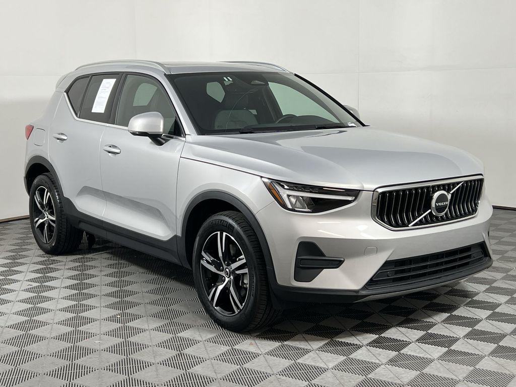used 2025 Volvo XC40 car, priced at $31,701