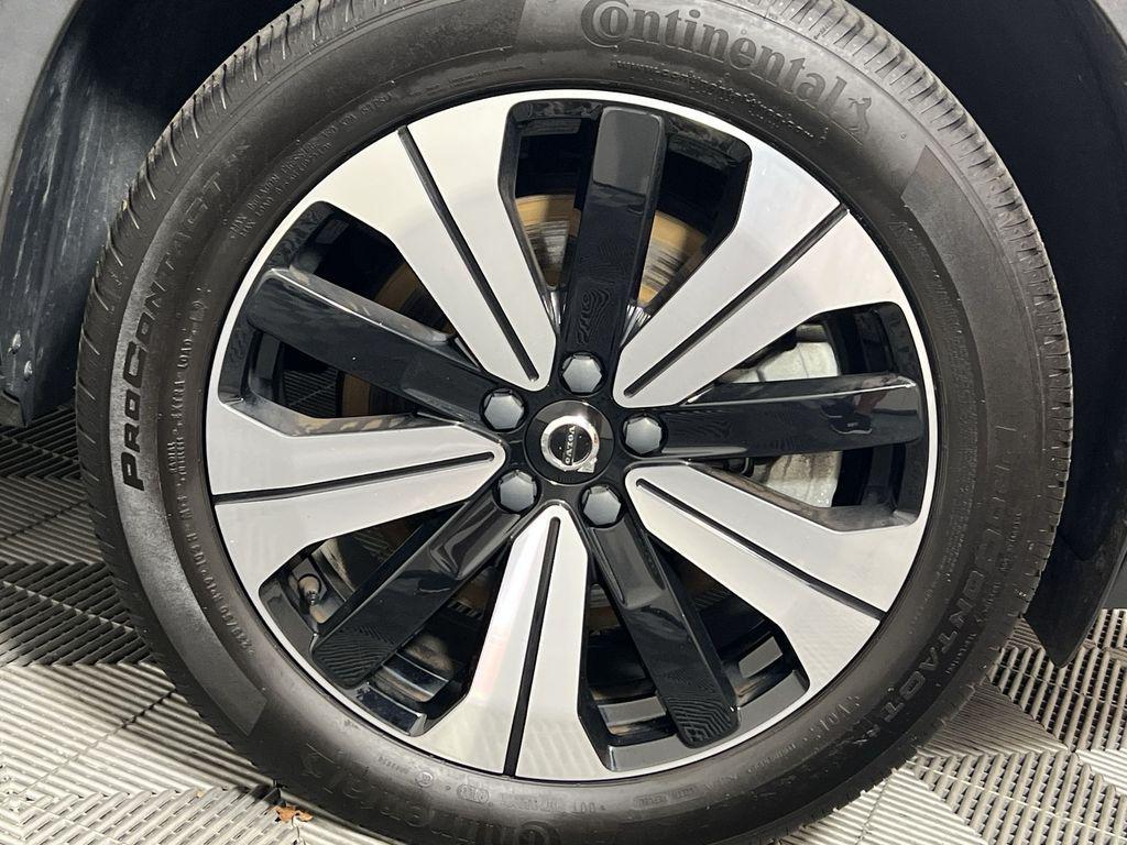 used 2023 Volvo XC40 Recharge Pure Electric car, priced at $29,569