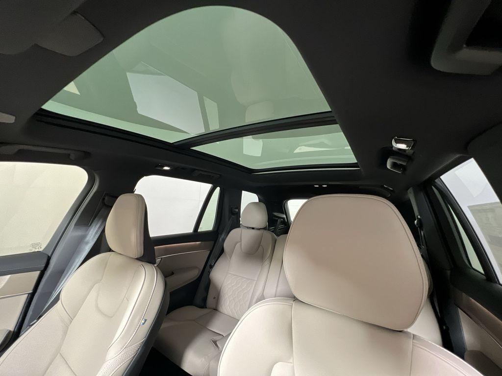 new 2025 Volvo XC90 Plug-In Hybrid car, priced at $69,925