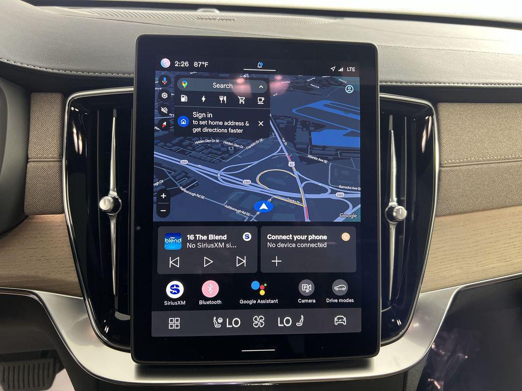 new 2025 Volvo XC90 Plug-In Hybrid car, priced at $69,925
