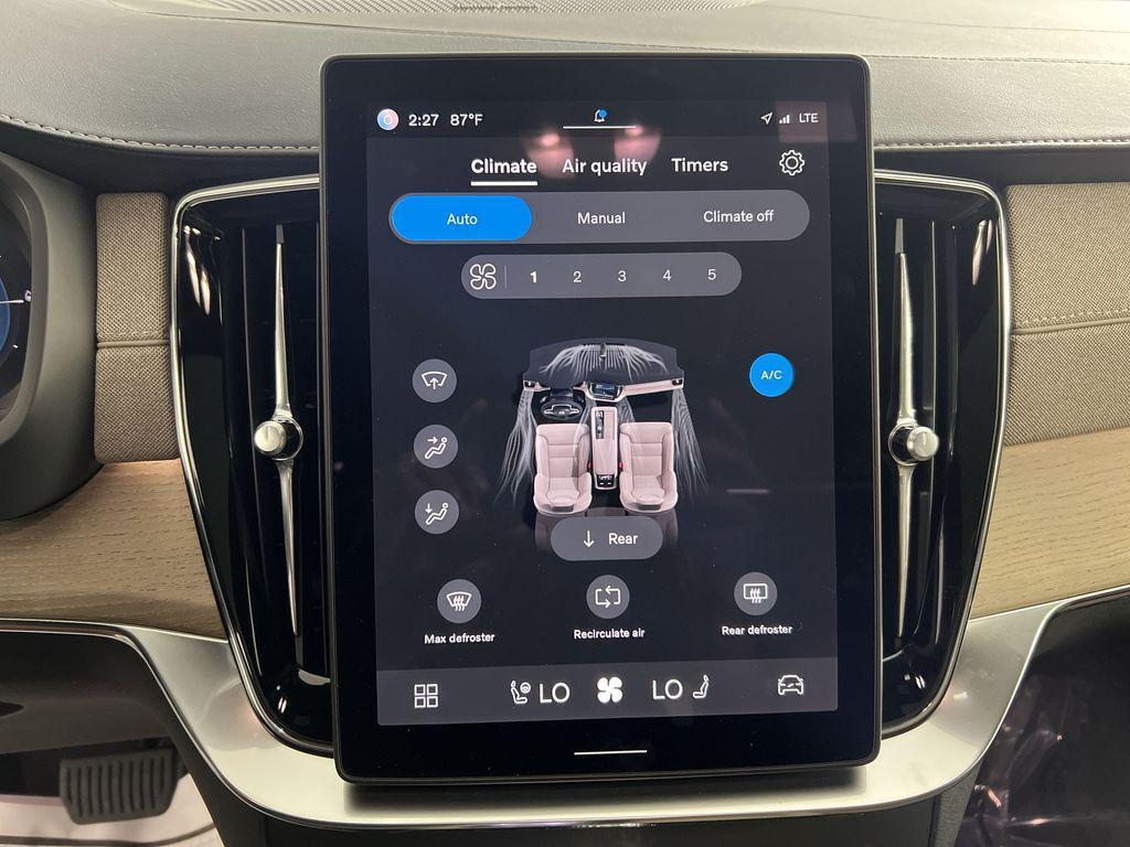new 2025 Volvo XC90 Plug-In Hybrid car, priced at $69,925