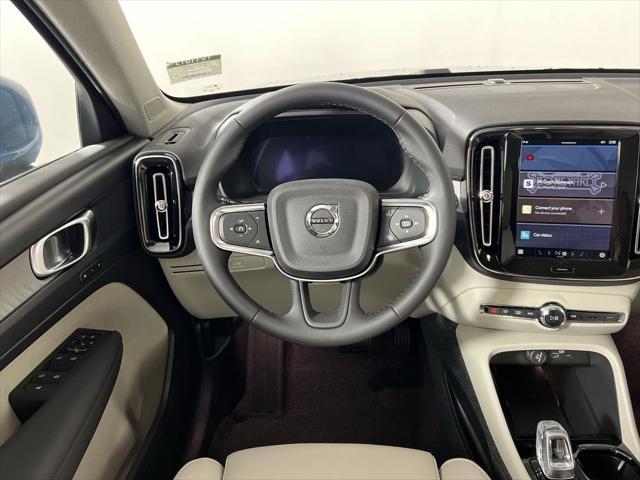 new 2025 Volvo XC40 car, priced at $45,795