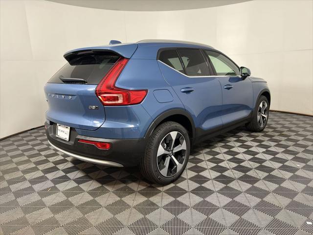 new 2025 Volvo XC40 car, priced at $45,795