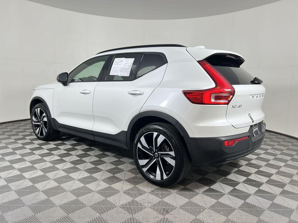 used 2025 Volvo XC40 car, priced at $32,990
