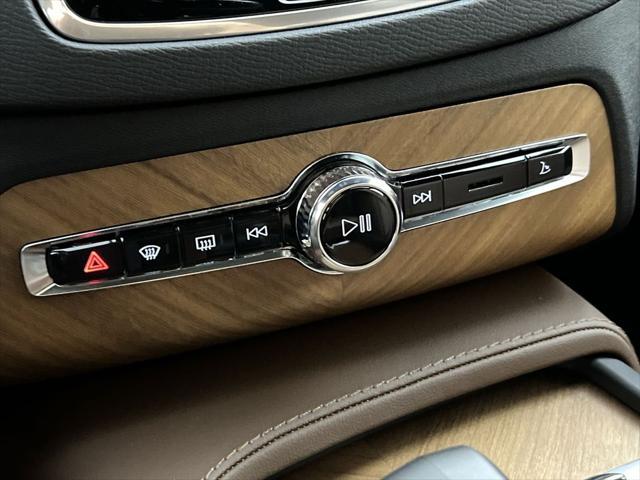 used 2024 Volvo XC90 car, priced at $55,500
