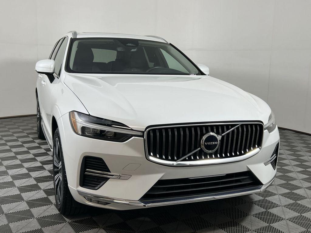 used 2022 Volvo XC60 car, priced at $33,966