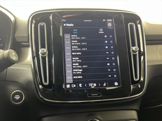 new 2025 Volvo XC40 car, priced at $49,795