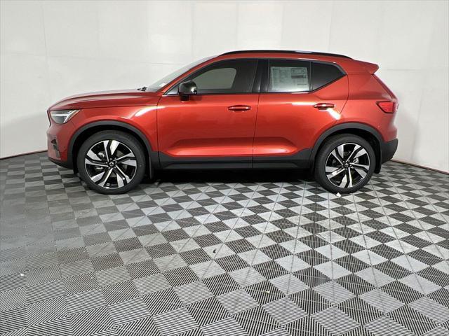 new 2025 Volvo XC40 car, priced at $49,795