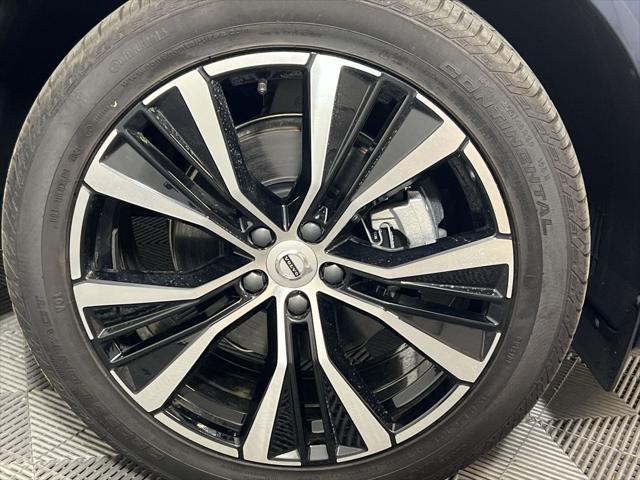 new 2025 Volvo XC60 car, priced at $48,127