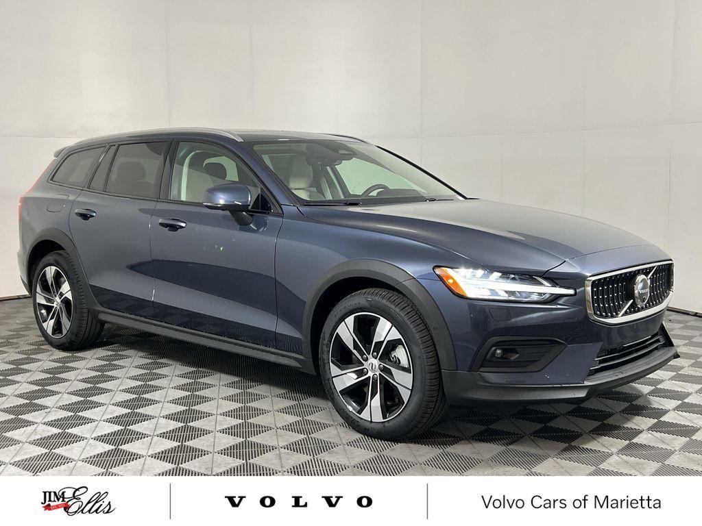 new 2026 Volvo V60 Cross Country car