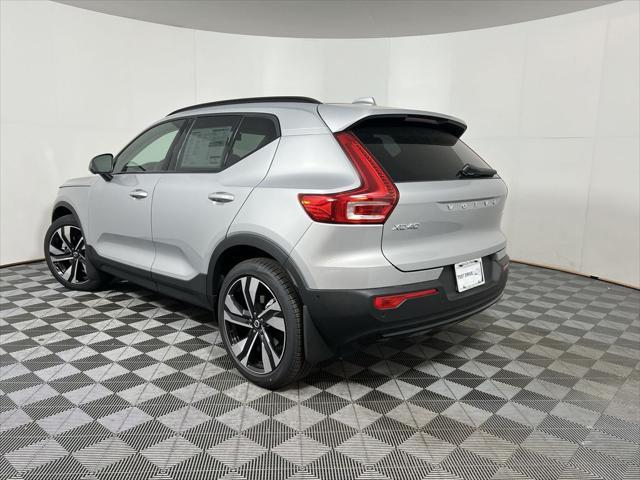new 2025 Volvo XC40 car, priced at $50,795