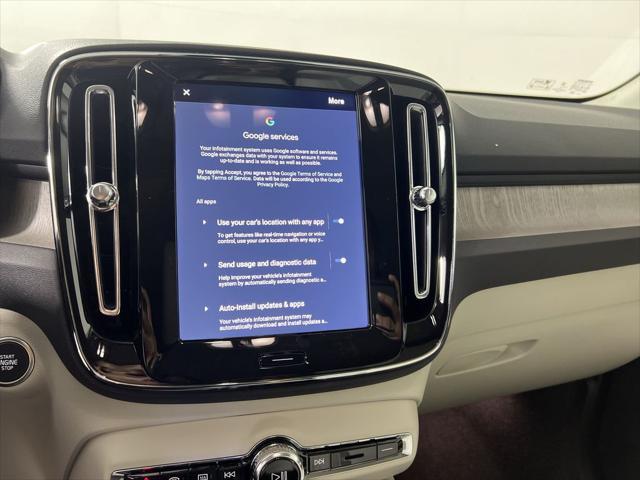 new 2025 Volvo XC40 car, priced at $50,795