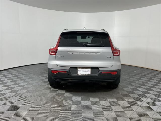 new 2025 Volvo XC40 car, priced at $50,795