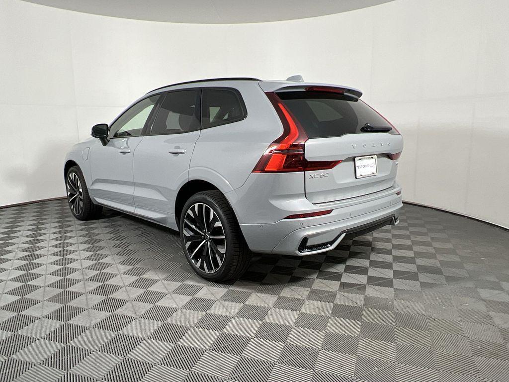 new 2026 Volvo XC60 Plug-In Hybrid car, priced at $74,235