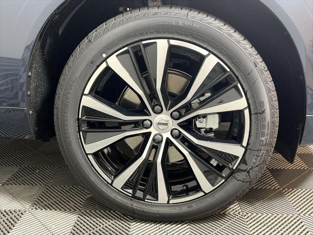 new 2025 Volvo XC60 car, priced at $55,360
