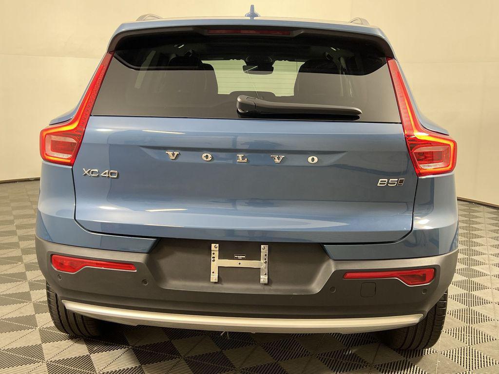 used 2025 Volvo XC40 car, priced at $32,959